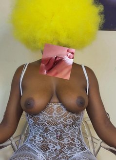 Desire - escort in Mombasa Photo 1 of 5
