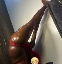 Desire - escort in Mombasa