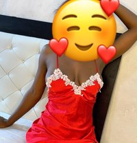 Whitney - escort in Chandigarh Photo 1 of 3