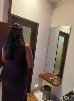 Desi wife Pinky - puta in Ahmedabad Photo 1 of 2
