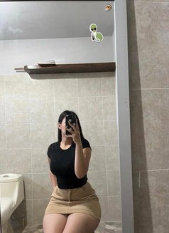 Dessy - escort in Uppsala Photo 3 of 3