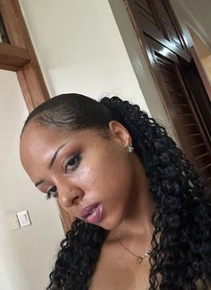 Destiny - escort in Accra Photo 2 of 5