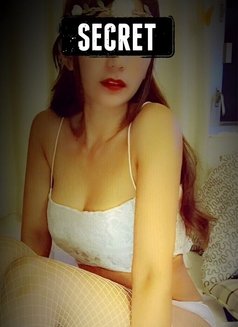 Desunta - masseuse in Doha Photo 1 of 4