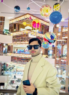 Dev (Big Horse Only Woman/Couple) - Male escort in Seoul Photo 4 of 4