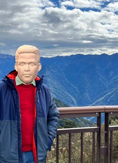 Dev - Male escort in Taipei Photo 1 of 2