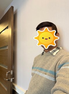 Dev - Acompañantes masculino in Taipei Photo 3 of 3