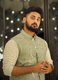 Dev - Acompañantes masculino in New Delhi Photo 2 of 2
