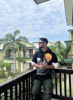 Dev - Dominador masculino in New Delhi Photo 1 of 3