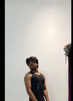 Big dick - Male escort in New Delhi Photo 1 of 4