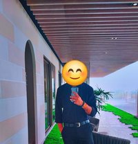 Dev - masseur in Pune