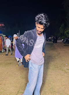 Dev Lucky - Male escort in Hyderabad Photo 6 of 7