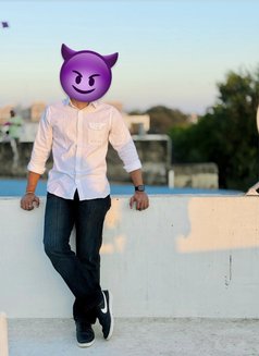 Dev Saxena - Male escort in Ahmedabad Photo 2 of 4