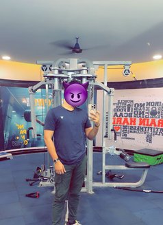 Dev Saxena - Acompañantes masculino in Ahmedabad Photo 6 of 8