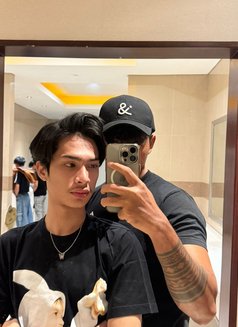 couple mssg - Male escort in Bali Photo 4 of 10