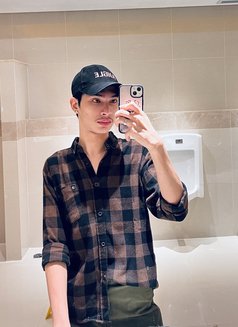 couple mssg - Male escort in Bali Photo 6 of 10