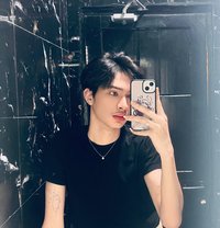 deva - Male escort in Medan