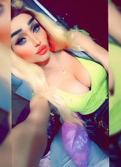 Deva🧿shiraz🧿 - Transsexual escort in Beirut Photo 15 of 21