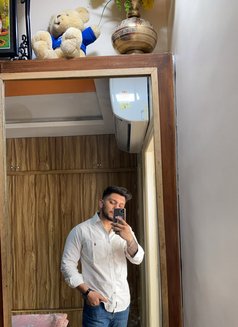 Devam - Male escort in Ahmedabad Photo 8 of 9