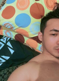 Devan Hot Massage - Male escort in Jakarta Photo 4 of 11
