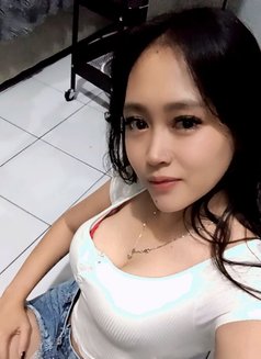 Devi best squirt - escort in Bali Photo 7 of 7
