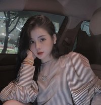 Devika - puta in Surabaya