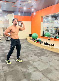 Devil Kundu - Male escort in Gurgaon Photo 3 of 4