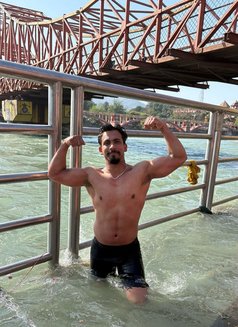 Devil Kundu - Male escort in Gurgaon Photo 4 of 4