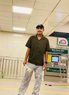 Devil Sarawat - Male escort in Dhaka Photo 2 of 4