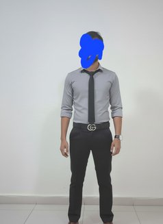 Devin - Male escort in New Delhi Photo 5 of 5