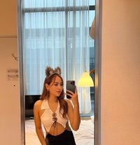 Devina - escort in Singapore