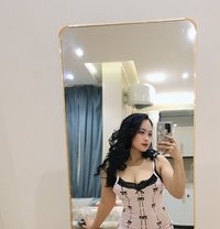 Hot young Divine 🇵🇭 - escort in Abu Dhabi