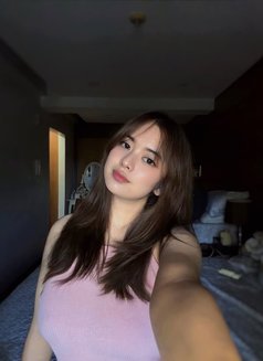Devita - escort in Bali Photo 2 of 8