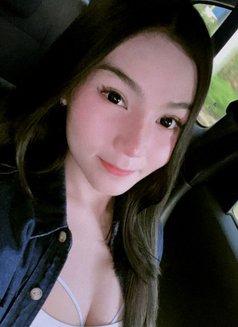 Devita - puta in Jakarta Photo 1 of 10