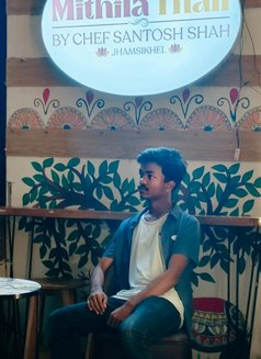 Devon - Acompañantes masculino in Kathmandu Photo 1 of 2