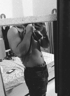 Devraj - Male escort in Hyderabad Photo 2 of 6
