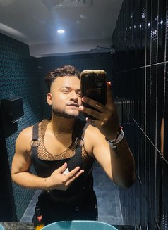 Devraj - Male escort in Hyderabad Photo 5 of 6
