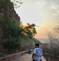 Devraj - Male escort in New Delhi