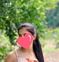 Devyani Cam and Real Meet - escort in New Delhi