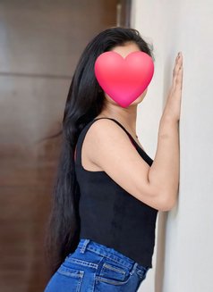 Devyani Cam and Real Meet - escort in New Delhi Photo 12 of 13