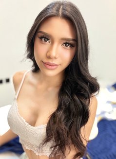 Dew Available - Acompañantes transexual in Khobar Photo 4 of 21