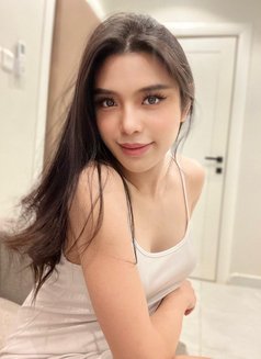Dew Available - Transsexual escort in Riyadh Photo 28 of 28