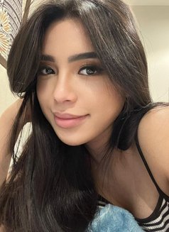 Dew Available - Transsexual escort in Riyadh Photo 27 of 30