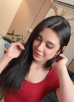 Dew Available - Transsexual escort in Riyadh Photo 30 of 30