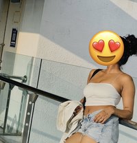 Dew Shavii - escort in Dubai