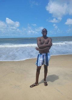 Dewafula - masseur in Nairobi Photo 6 of 8