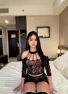 Dewi - puta in Bali Photo 5 of 10