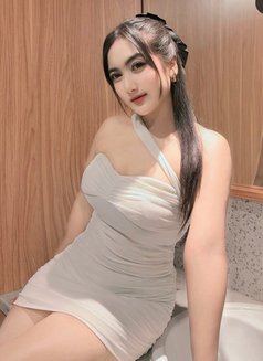 Dewi massage - escort in Surabaya Photo 2 of 2