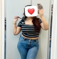 Dewmi Samarasinghe - escort in Colombo