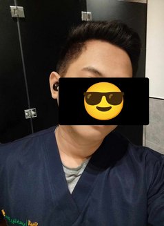 Dex - Male escort in Muscat Photo 2 of 9