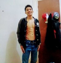 Dexter Brigante - Male escort in Makati City